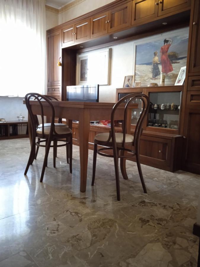La Casa Dei Sapori 8 Letti 3 Came 1 Cucina Apartment Mirandola Bagian luar foto